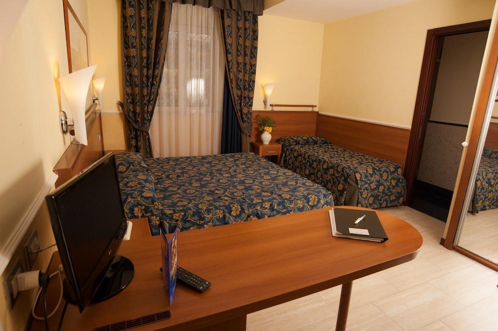 Hotel Windrose Roma Dış mekan fotoğraf